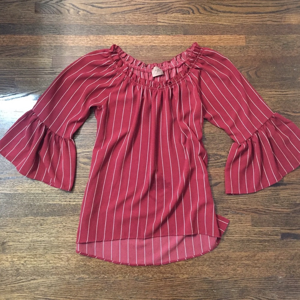 Off the shoulders top